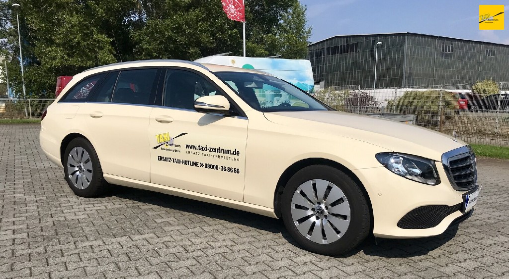 [Image: mercedes-benze-klasset-modellw213taxi_84...5744_2.jpg]