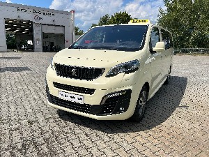 Puegot Traveller Taxi