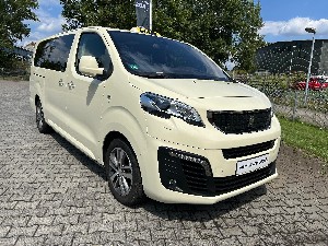Puegot Traveller Taxi
