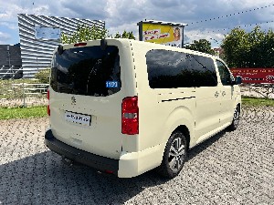 Puegot Traveller Taxi