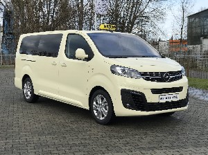 Opel Zafira-e Life Taxi